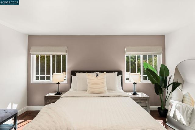 1925 Burnside Ct, Concord CA: https://media.crmls.org/mediaz/ddb43cd4-37be-44ce-b126-b154003d2c1a.jpg