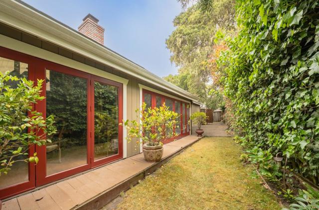 1093 Presidio Road, Pebble Beach CA: https://media.crmls.org/mediaz/ddb6899d-2041-4910-95de-4148585a0438.jpg