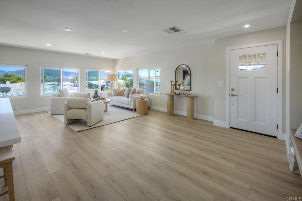 3535 Linda Vista Drive - photo 11