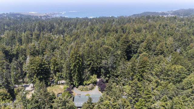 10941 Gurley Lane, Mendocino CA: https://media.crmls.org/mediaz/ddba0695-c2d3-465f-898b-ca90e6dd3b0f.jpg