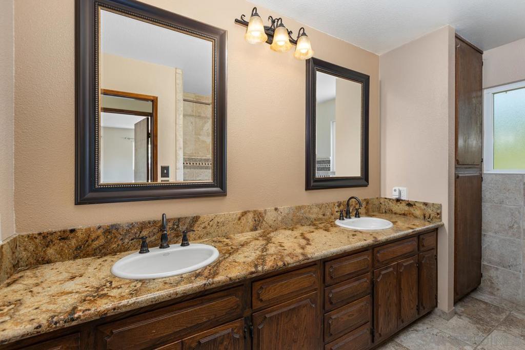 MLS #250026892SD image #54