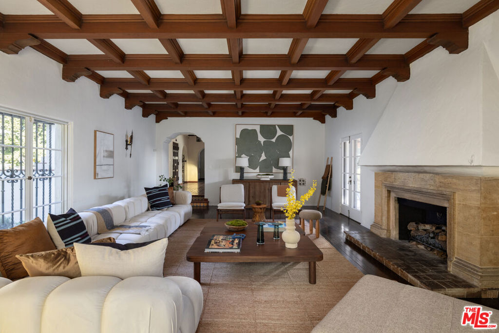 MLS #25500425 image #4