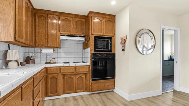 Image 19 of 49 For 352 Cowden Road