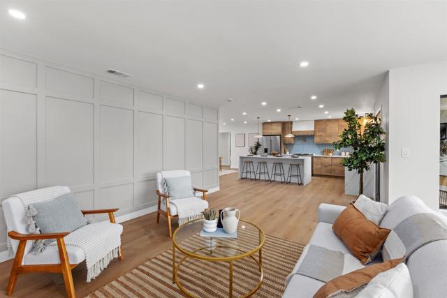 Image 9 of 34 For 6117 La Jolla Boulevard