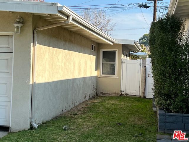 3518 Faust Avenue, Long Beach, California 90808, 3 Bedrooms Bedrooms, ,2 BathroomsBathrooms,Single Family Residence,For Sale,Faust,24366210