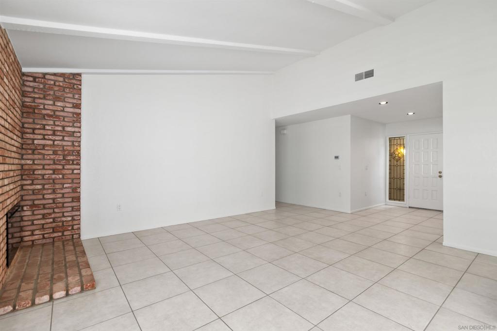 MLS #250041517SD image #15