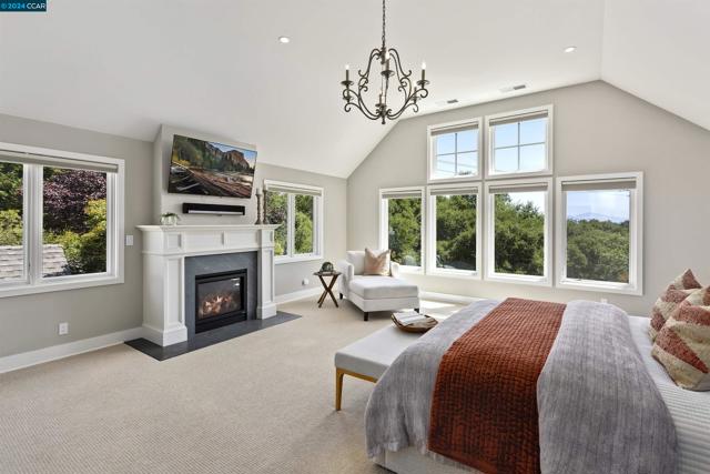Image 9 of 30 For 291 Monte Vista Ridge Rd
