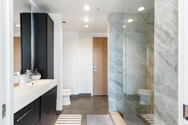 Detail Gallery Image 39 of 56 For 510 1st Ave #402,  San Diego,  CA 92101 - 4 Beds | 4 Baths