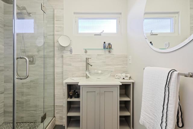 Detail Gallery Image 43 of 63 For 1300 9th St, Coronado,  CA 92118 - 3 Beds | 2 Baths