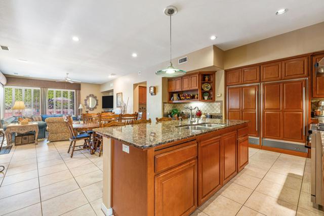 47 Gibraltar Drive, Palm Desert CA: https://media.crmls.org/mediaz/ddc0bbb3-d649-4b0c-a8af-74fcf3032f8d.jpg