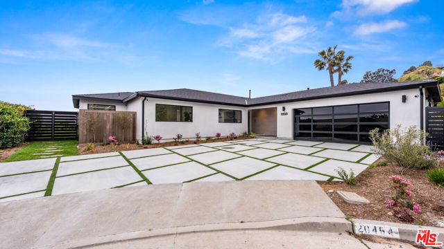 20494 Royal Stone Drive photo 2
