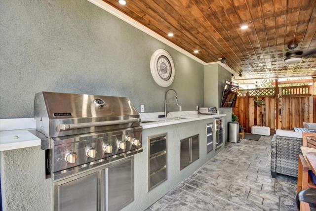 163 Roxbury, Santa Clara CA: https://media.crmls.org/mediaz/ddc1f687-9654-4759-9713-d5252365861c.jpg