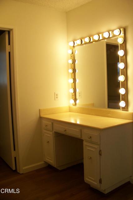 40036 Village 40, Camarillo CA: https://media.crmls.org/mediaz/ddc2f12c-e7c0-4140-b825-c9ccadc830d7.jpg