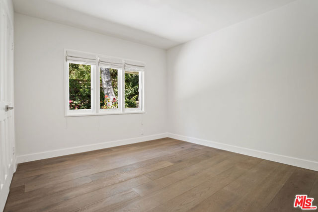 3933 Mandeville Canyon Road, Los Angeles CA: https://media.crmls.org/mediaz/ddc2f5a2-fa57-4c7c-a131-a4e2224e91e3.jpg