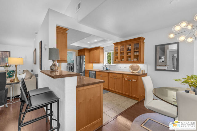 30005 Avenida Alvera, Cathedral City CA: https://media.crmls.org/mediaz/ddc3028c-62d3-4648-8442-619f7ea59eaf.jpg