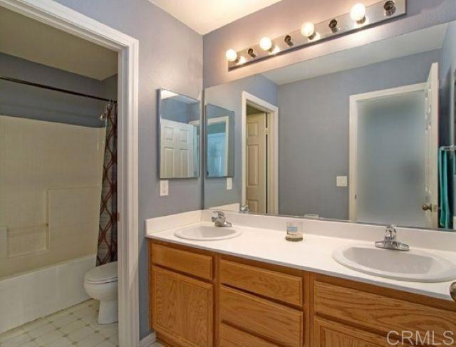 Detail Gallery Image 14 of 36 For 33510 Cedar Creek Ln, Lake Elsinore,  CA 92532 - 4 Beds | 2/1 Baths