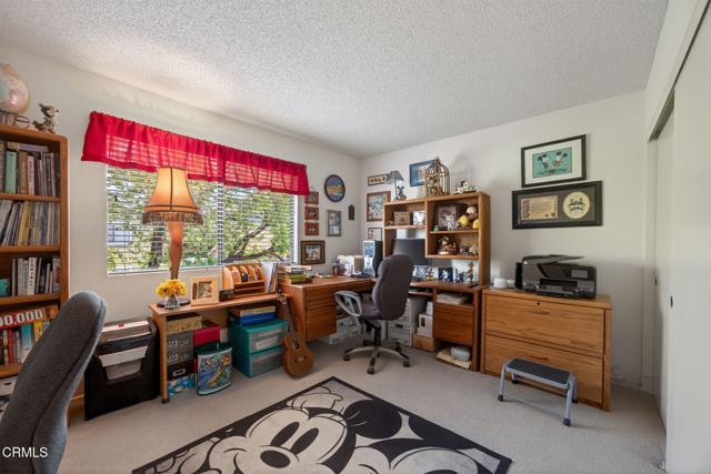 Detail Gallery Image 12 of 18 For 230 Spindlewood Ave, Camarillo,  CA 93012 - 3 Beds | 2/1 Baths