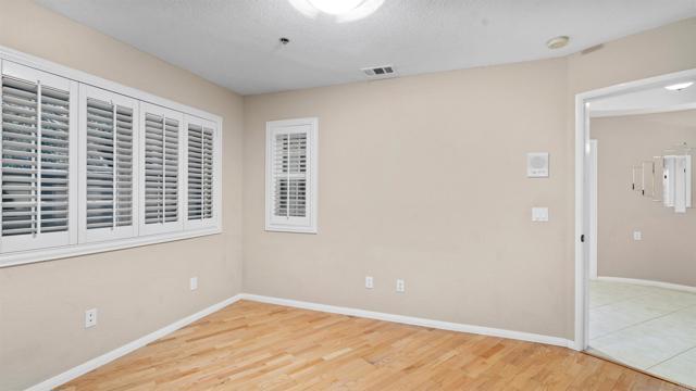 2894 Torrey Pines Rd, La Jolla CA: https://media.crmls.org/mediaz/ddc3fdf0-d1cd-4525-85dc-2e3d70c7ad5d.jpg