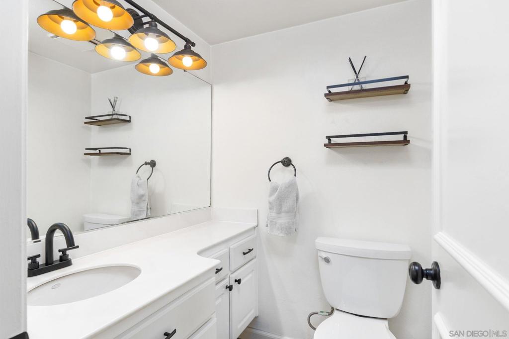 MLS #250036850SD image #10