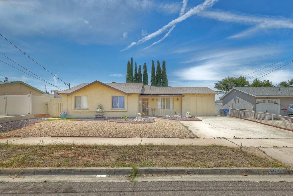 965 Spinel Ave.