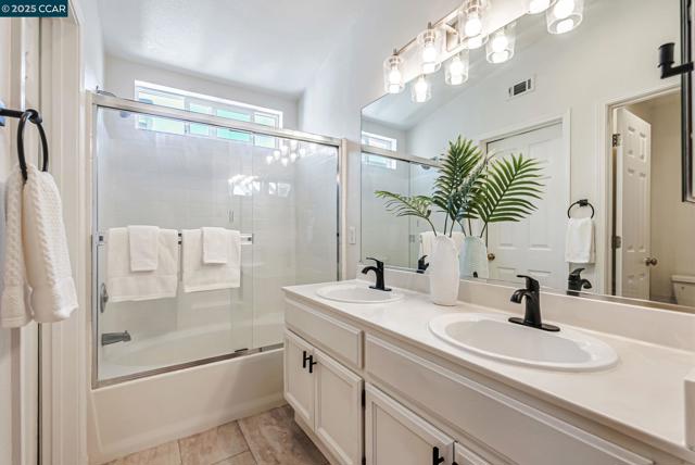 10630 Roys Hill Ln, Dublin CA: https://media.crmls.org/mediaz/ddc557f9-ef5b-45fc-ad32-cc829625dd32.jpg