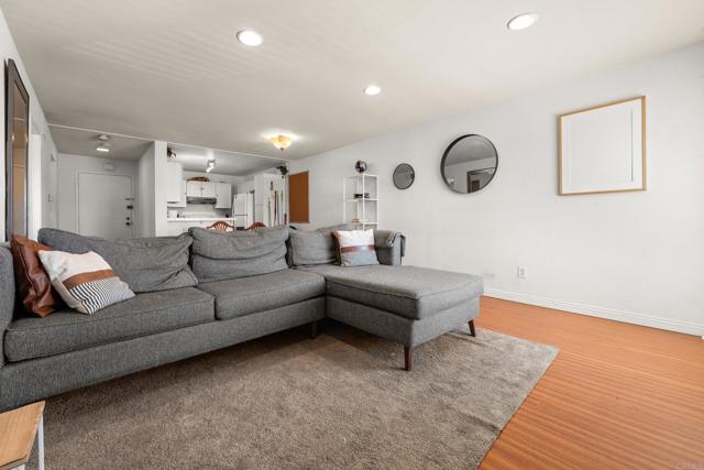 Detail Gallery Image 3 of 29 For 10400 Caminito Cuervo #260,  San Diego,  CA 92108 - 1 Beds | 1/1 Baths