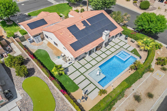 70920 Ironwood Drive, Rancho Mirage CA: https://media.crmls.org/mediaz/ddc6a603-a98c-41ec-a0b5-615b8d7f89f7.jpg