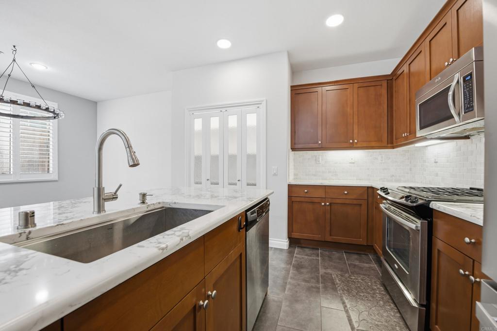 2284 Durango Way - photo 8