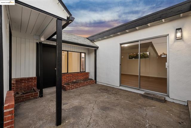 1921 Coalinga Ave, Richmond CA: https://media.crmls.org/mediaz/ddc6ca43-3bc7-4c76-af91-c7a005c0e32b.jpg