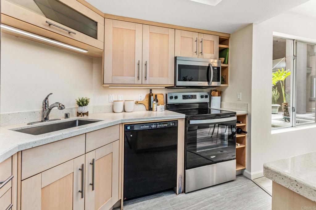 1270 Cleveland - photo 11