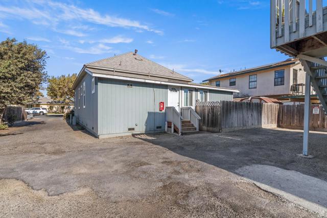 Image 15 of 50 For 402 3rd Street