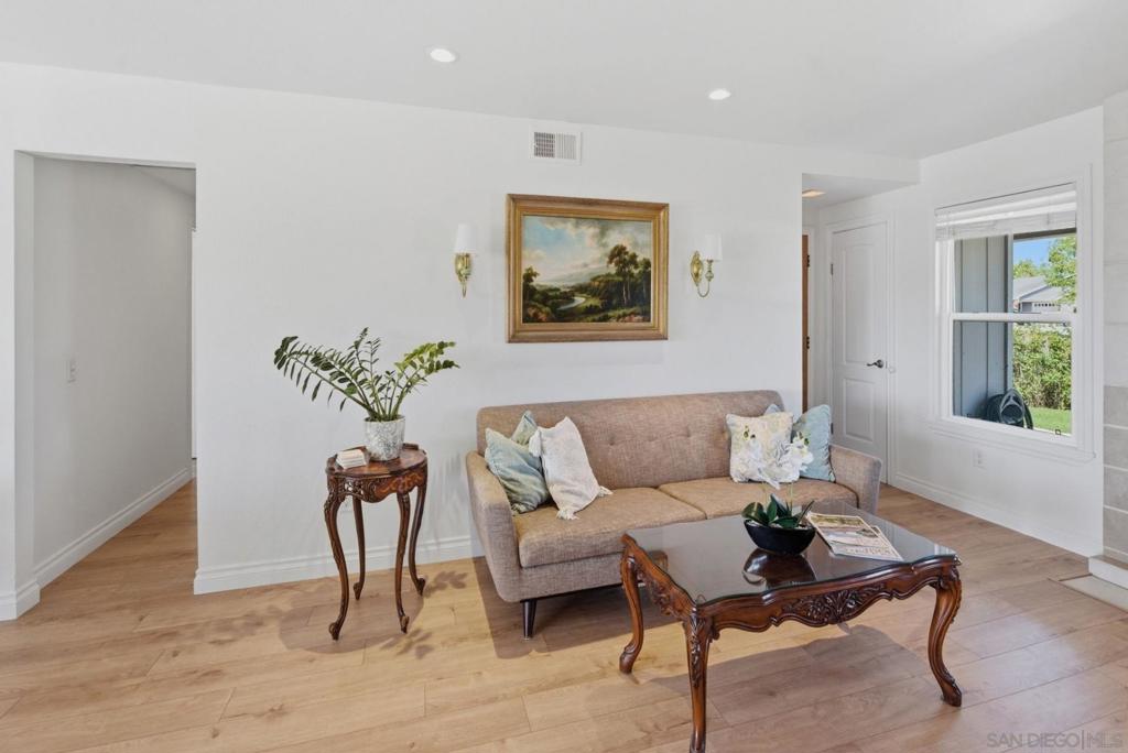 13650 Ahwahnee Way - photo 10