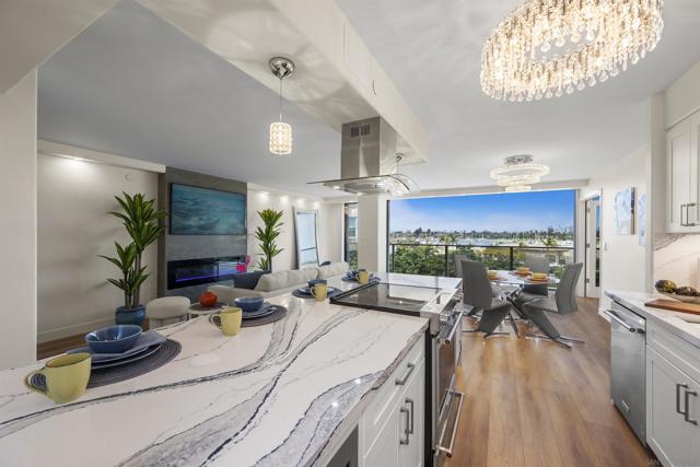 1820 Avenida del Mundo, Coronado CA: https://media.crmls.org/mediaz/ddc962b5-a9b7-4d74-9929-fa6342d15574.jpg
