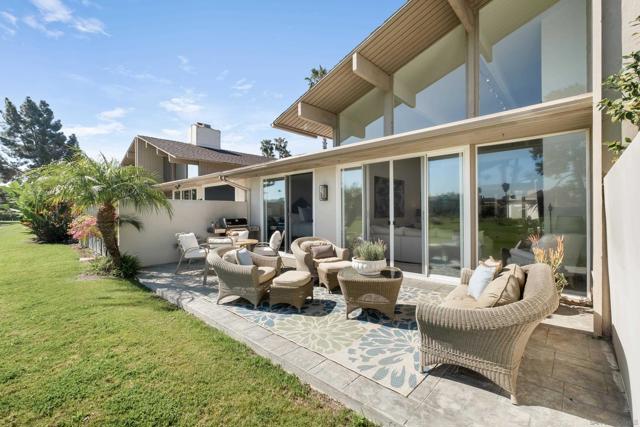 Image 17 of 33 For 119 Via Coronado