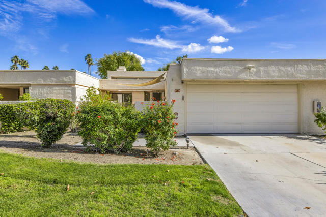 1484 Versailles Drive, Palm Springs, CA 92264