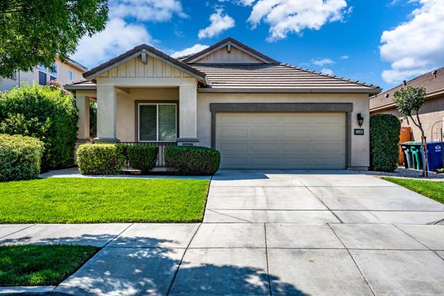 1149 Bellflower Way, Los Banos CA: https://media.crmls.org/mediaz/ddcabff6-989b-42ba-8d69-d3abd6995def.jpg