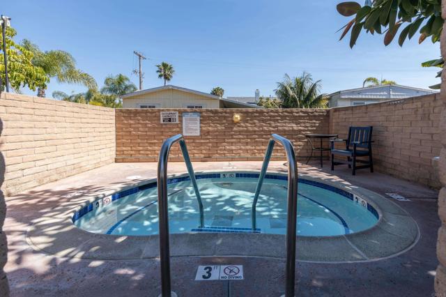 Detail Gallery Image 42 of 51 For 1333 Olive Ave #69,  Vista,  CA 92083 - 3 Beds | 2 Baths