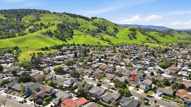 6325 Malory Drive, San Jose CA: https://media.crmls.org/mediaz/ddcb02e3-9ac3-4849-8d40-0afcec35ba26.jpg