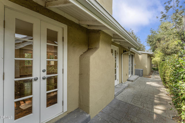 Detail Gallery Image 22 of 37 For 689 Arden Rd, Pasadena,  CA 91106 - 2 Beds | 2 Baths