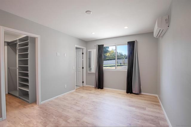 1996 Rohn Rd, Escondido CA: https://media.crmls.org/mediaz/ddcd14c1-456f-46f0-993e-2b63133703cf.jpg