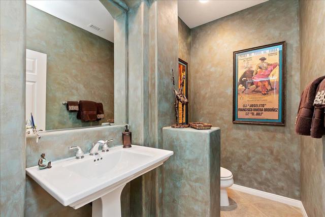 85 Clavel Court, Palm Desert CA: https://media.crmls.org/mediaz/ddcd7d9a-3b16-465f-9ea8-6ac6948f0977.jpg