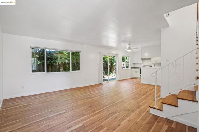 574 66th, Oakland CA: https://media.crmls.org/mediaz/ddcea7d8-bfdd-4fb3-b4e1-0edbc9fff0d6.jpg
