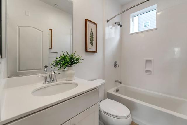 308 Flinder Place, San Jose CA: https://media.crmls.org/mediaz/ddcef046-3dca-484e-bbe0-6ac75d150da9.jpg