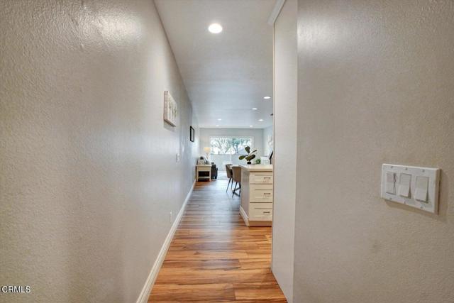 Detail Gallery Image 4 of 54 For 385 E Surfside Dr, Port Hueneme,  CA 93041 - 2 Beds | 2 Baths