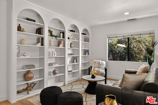 2603 Crestmoore Place, Los Angeles CA: https://media.crmls.org/mediaz/ddcfafeb-9ac7-43c4-9cbf-4312ce335266.jpg