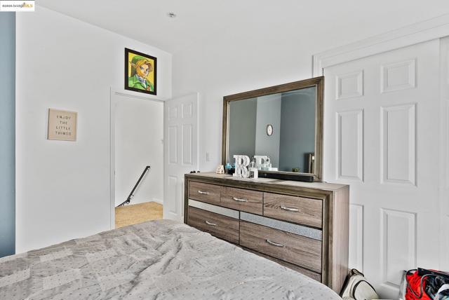 2105 Bedrock Way, Antioch CA: https://media.crmls.org/mediaz/ddcfffb6-1132-4bc2-92ef-9f901d7a7f52.jpg