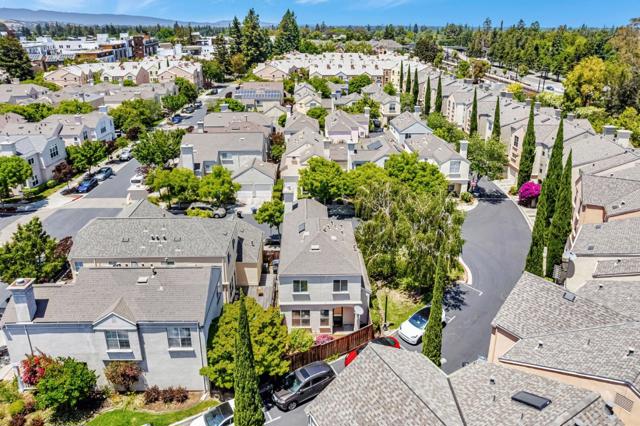103 Whits Road, Mountain View CA: https://media.crmls.org/mediaz/ddd02ca5-8ae3-45b8-a548-061dce10f845.jpg
