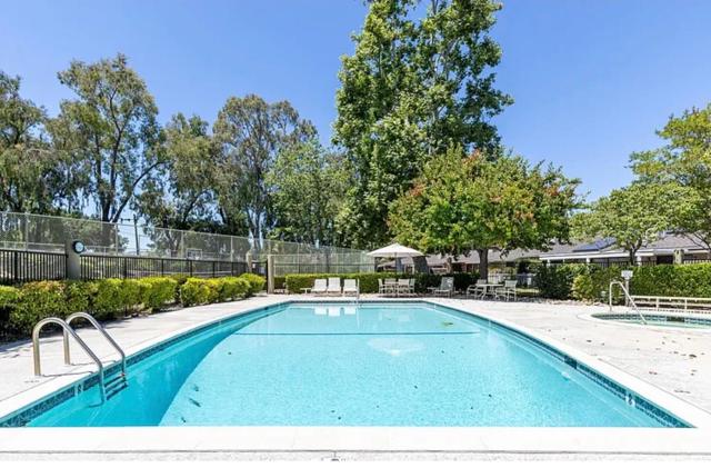 1113 Silver Oak Court, San Jose CA: https://media.crmls.org/mediaz/ddd0aae0-c012-40ec-8656-b17f640f9b7c.jpg