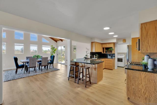 13710 Ahwahnee Way, Poway CA: https://media.crmls.org/mediaz/ddd251fd-f0e4-429c-82f2-06a2f9afe2ee.jpg