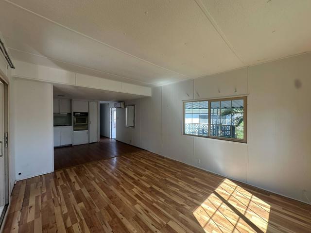 15 Lazy B Drive, Palm Desert CA: https://media.crmls.org/mediaz/ddd29ae0-5de1-420c-80a7-595f625f245a.jpg